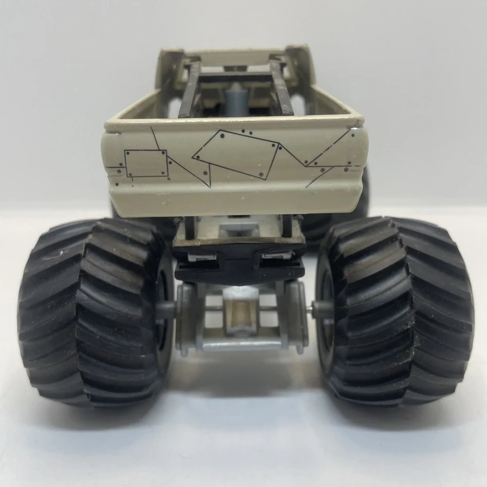 MEGA-BITE Hot Wheels‎ Monster Jam Diecast. Perfect Condition. - Picture 4 of 6